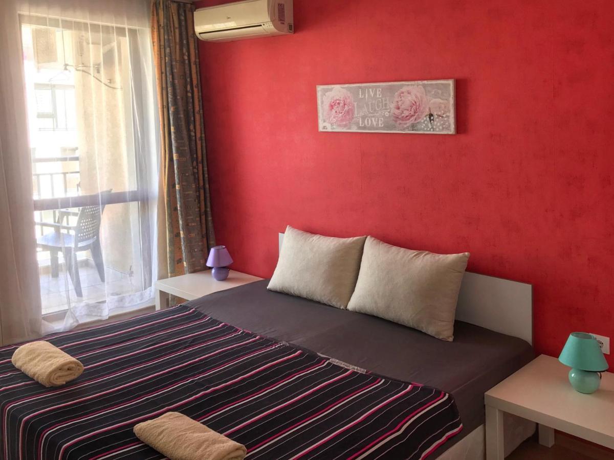 Appartamento Four Seasons + Varna Esterno foto